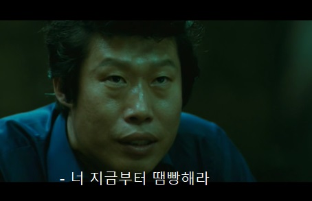  공무원하는 이유 휴직제도. 남용. 남겨진 피해자들