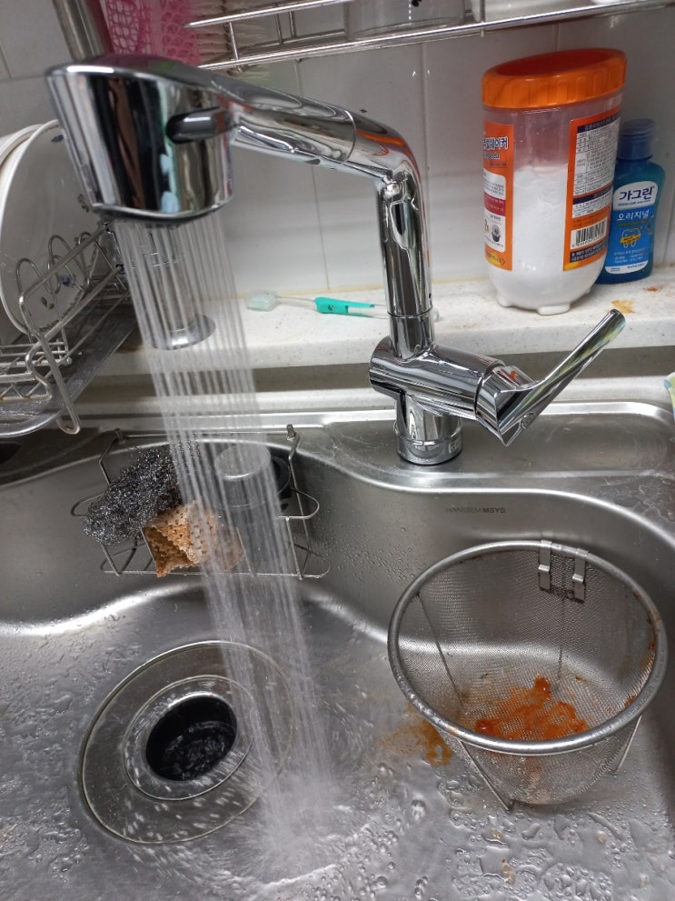  오산하수구막힘 오산싱크대막힘 오산변기막힘 수전교체_싱크대 수전(수도꼭지) 누수