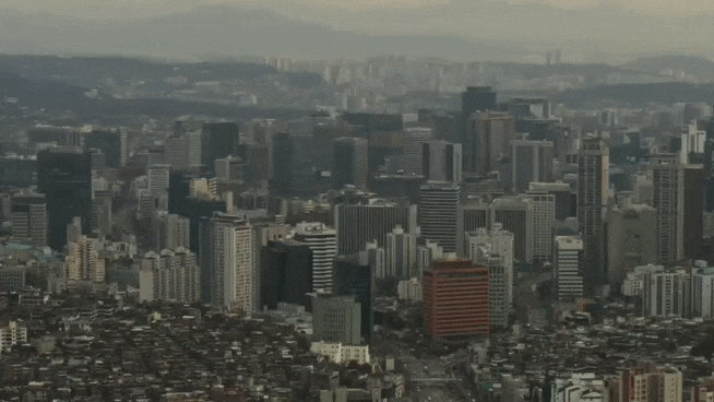  넷플릭스 "지옥"의 단상, '지옥을 여는 이들'
