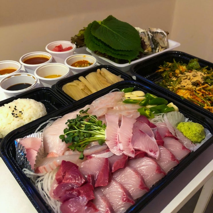  청주 성화동 회 배달 맛 집 <회사랑>