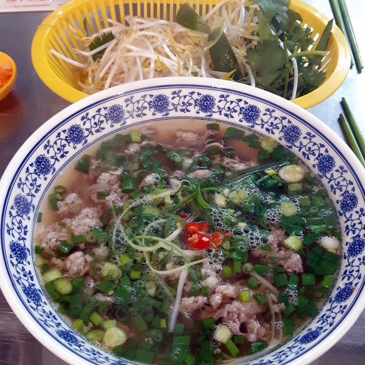  고수에서 비누맛 나는 과학적이유(신당맛집 쌀국수Pho25)