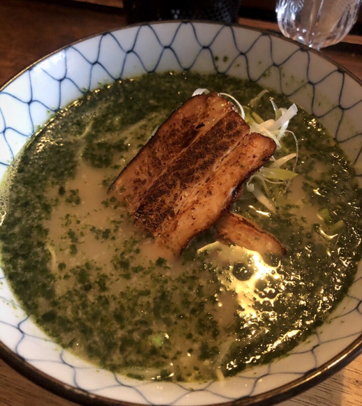  바질라멘 괜찮네?! <잇텐고> eat한날 ^_^ ️ / 웨이팅 없이 성공!