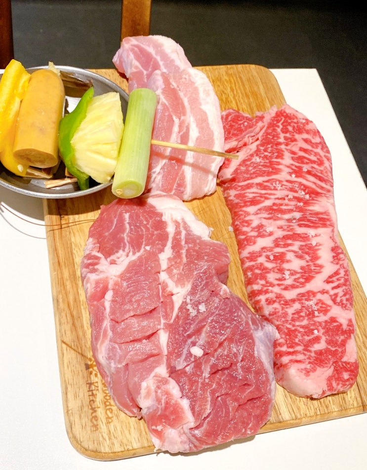  분당 정자 미담 편하게 구워주는 고기집 삼겹살 채끝등심 바베큐 본연의 맛을 물씬 느낄 수 있는 식당