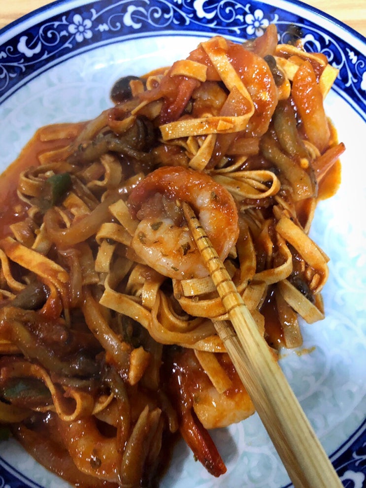  두부면 파스타/풀무원 두부면 솔직후기!️/진짜 궁금해서 만들어본 다이어트 두부면 토마토 파스타 만들기 
