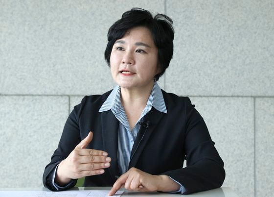 조수진(趙修眞, 1972년 6월 19일 ~ )