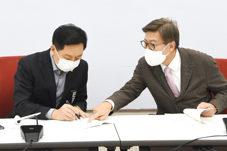 <b>박형준 부산시장</b>, 내년 국비 8조 원 달성 총력… 여야 <b>원내대표</b>... 