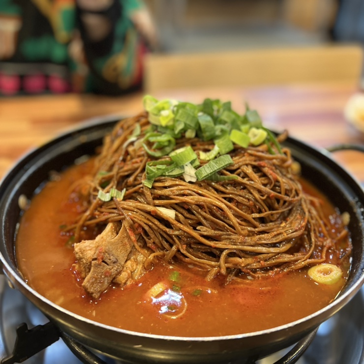  #30. 전주에서 만난 한식 맛집 4곳 - 고구마순 감자탕/ 순대국밥/ 콩나물국밥/ 비빔밥