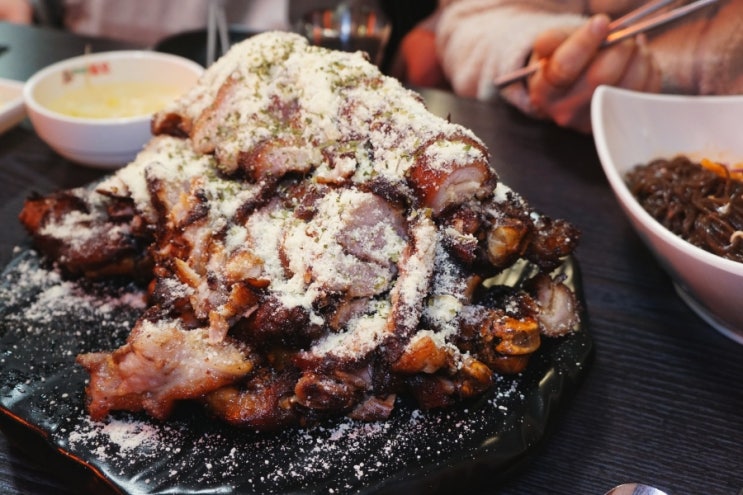  면목동맛집 위대한족보 - 면목동족발 강추