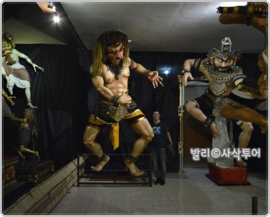  인도네시아 발리 귀신 박물관 (Ogoh Ogoh Museum)
