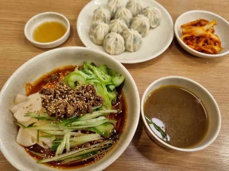  여의도 혼밥 맛집 추천 이촌교자 비빔국수 진주집 웨이팅 노필요