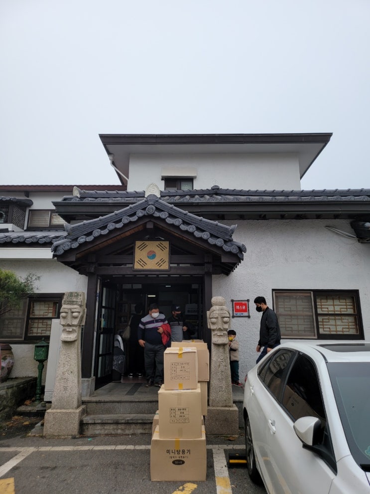  군산 가볼 만한 곳과 맛집 추천(ft. 한일옥, 초원사진관, 동국사, 고우당, 여미랑, 흑백사진관 김치)