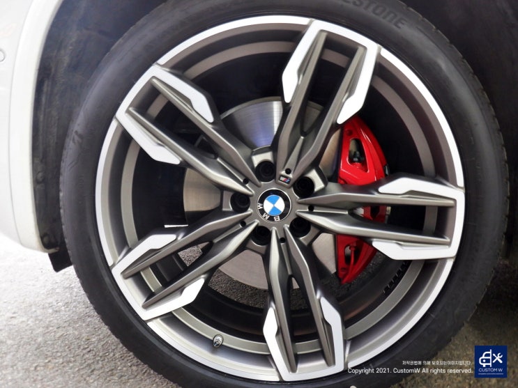 BMW X3 다이아몬드 컷팅 무광 휠복원 휠수리