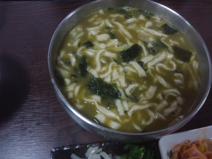  서귀포오일시장 맛집, 보말칼국수가 맛있는 풍년식당