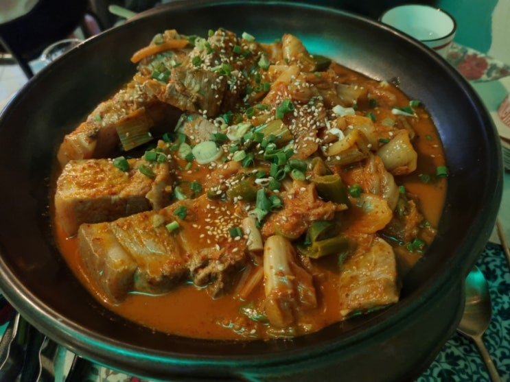  [연남동 맛집] 고독한 미식가 이노가시라 고로가 나올 법한 분위기의 연남동 안주 맛집 '전주상회'