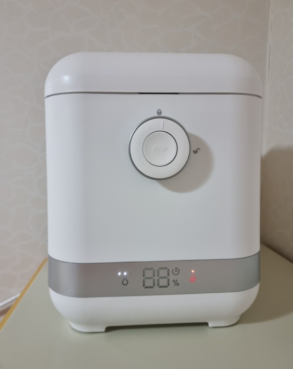 새로 나온 밥통형 한일 스팀팟 가열가습기 ACSAM-6000RC 새로 나온 밥통형 한일 스팀팟 가열가습기 ACSAM-6000RC