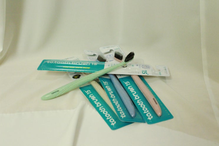  메디덴코 (MEDIDENCO) : 치석제거칫솔 투투스 브러쉬 15 to.tooth brush 15 칫솔 후기!!