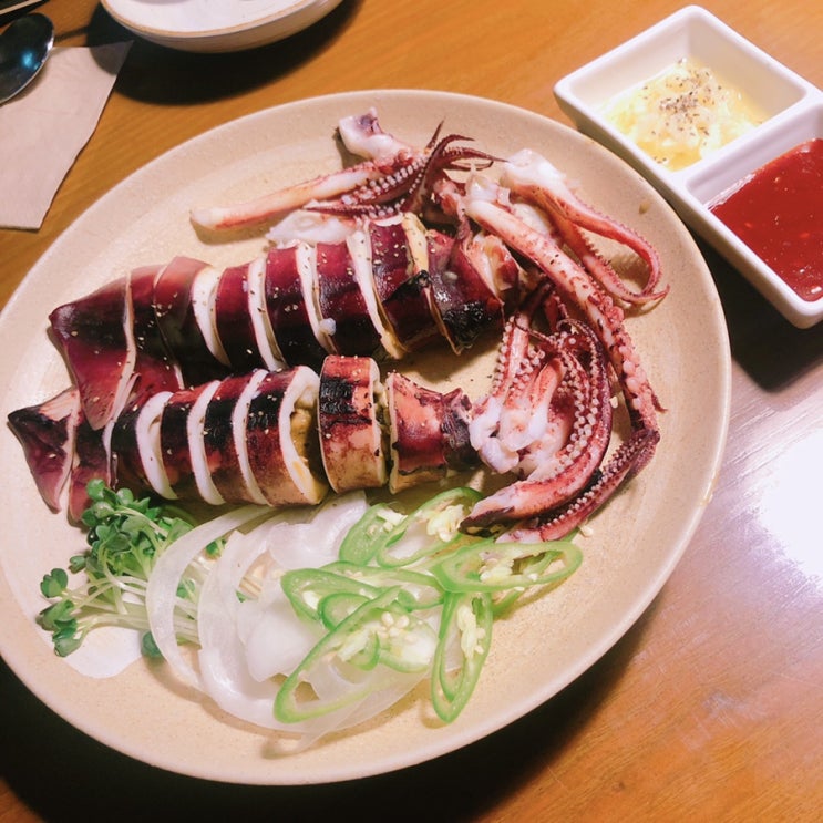  합정역 술집 붕붕식당에서 오징어통찜에 맥주 한잔