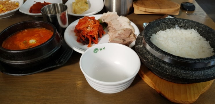오구의 식사탐방 안양 평촌 놀부보쌈 오비즈타워 2층 식사후기 오구의 식사탐방 안양 평촌 놀부보쌈 오비즈타워 2층 식사후기