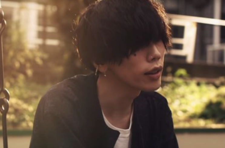 [일본 가수] 요네즈 켄시- 세계를 포옹한 자폐증 소년의 이야기