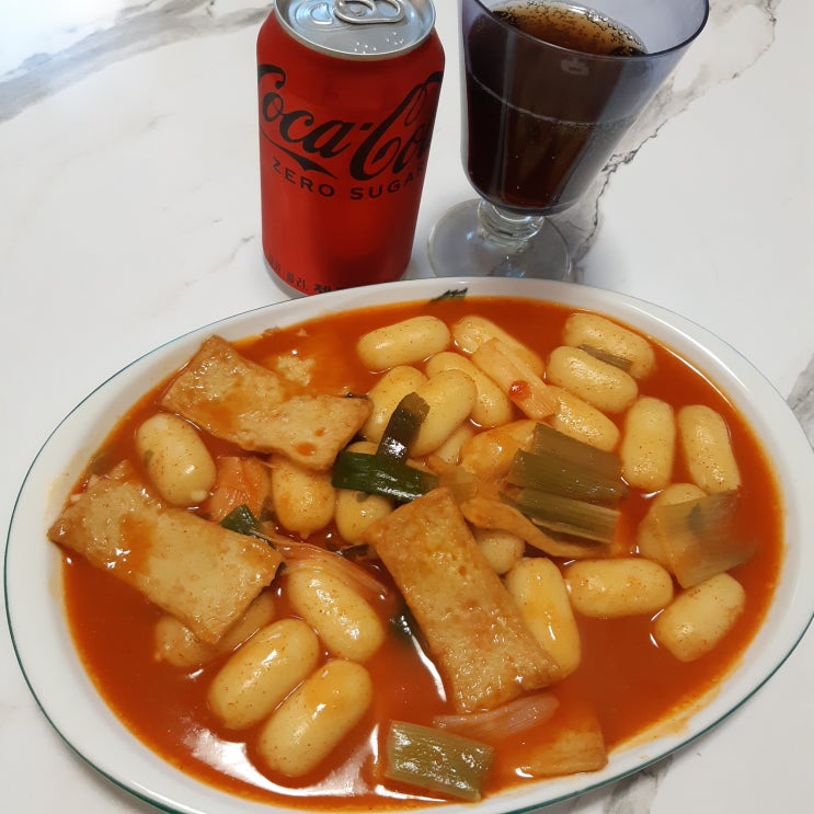  떡볶이 밀키트 박막례 치즈떡볶이, 국물떡볶이(기본에 충실한 맛)