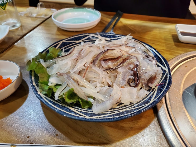  해산물 좋아하면 무조건 추천, 심곡동 로컬맛집 '산오징어양푼회포차'