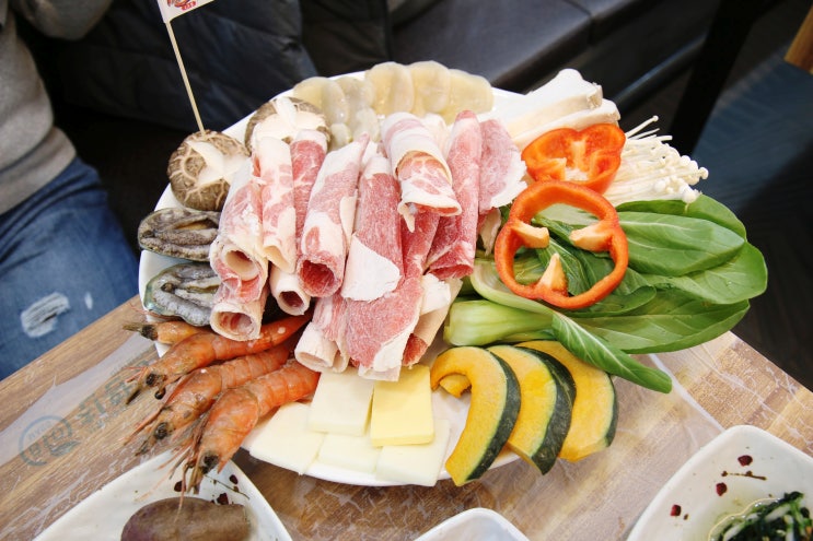  여수 해물삼합 맛집 신선한 해물을 맛볼수있는 늘푸른섬바다