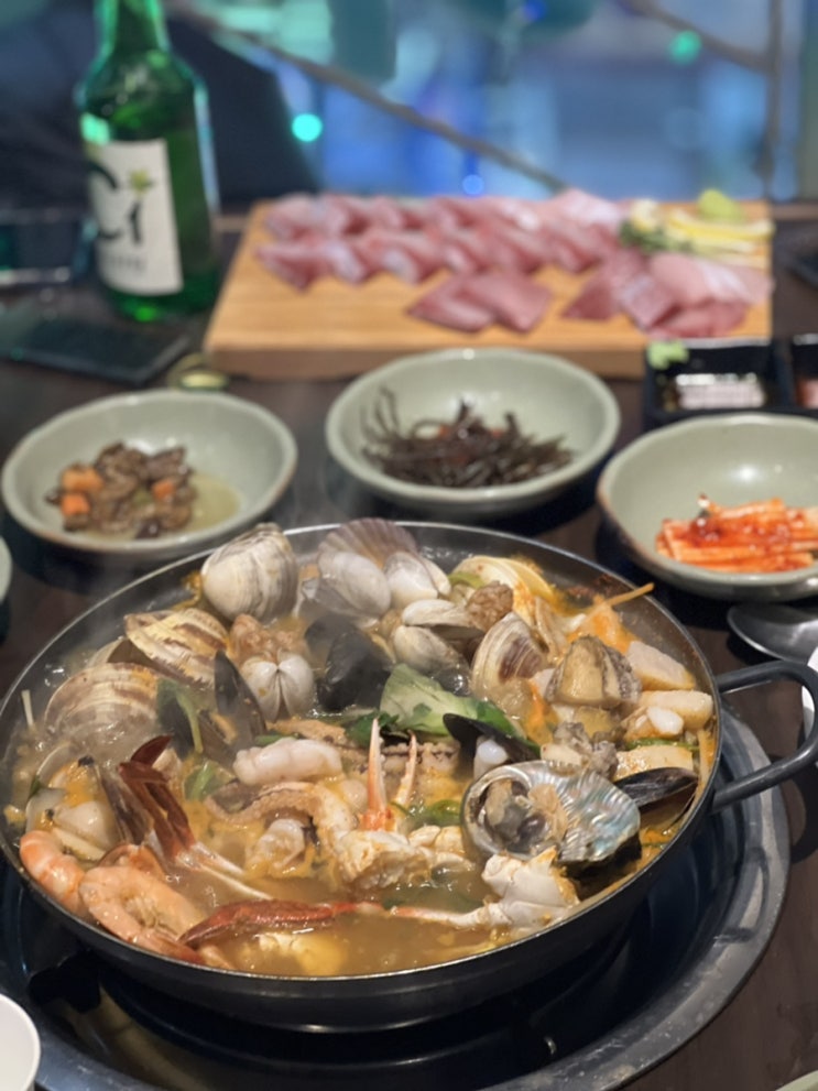  부산해운대해물탕맛집 제철이라는 대방어까지