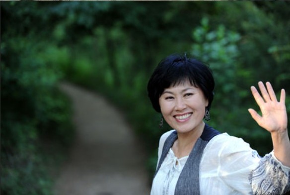 한비야 결혼 이유 남편 안톤 네덜란드 가족 엄홍길 박상원 근황 스타다큐 마이웨이 한비야 결혼 이유 남편 안톤 네덜란드 가족 엄홍길 박상원 근황 스타다큐 마이웨이