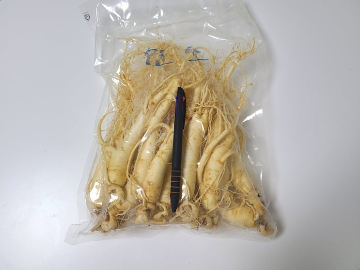 인삼꿀절임 수삼먹는방법 수삼주 만들기 인삼꿀절임 수삼먹는방법 수삼주 만들기