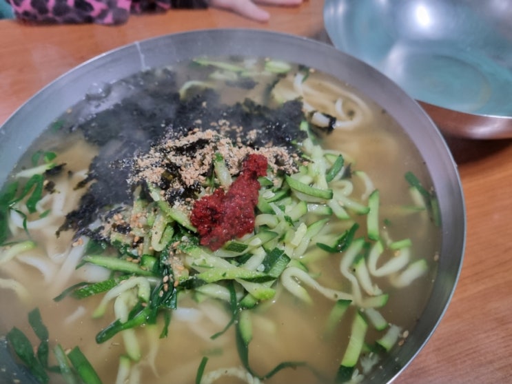  솔직후기아주 오래된 만덕 맛집 시장 손칼국수