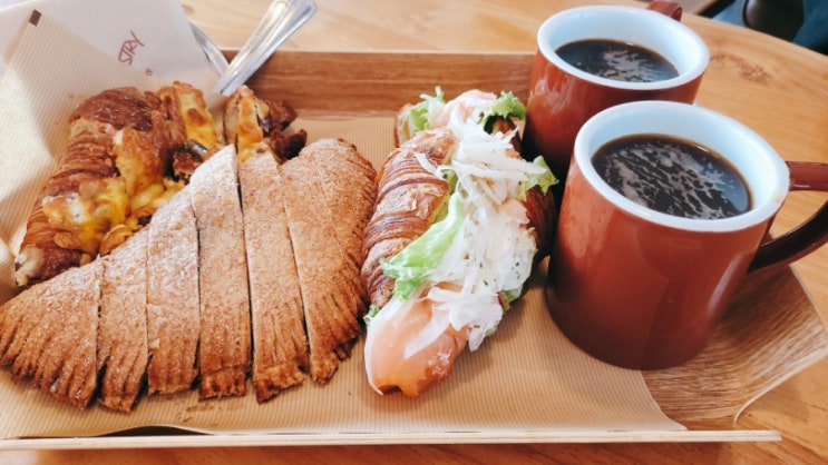  "좋은 아침 페스츄리"에서 즐거운 하루 시작~