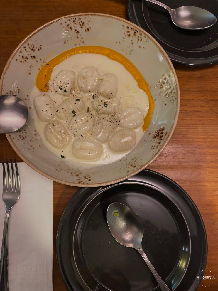  원픽챌린지: 경복궁 서촌 뇨끼 맛집 '두오모'