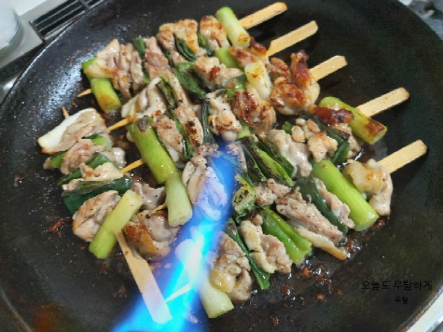  닭다리살 정육으로 캠핑용 닭꼬치 만들기 캠핑 간식 밥반찬으로도 인기 메뉴