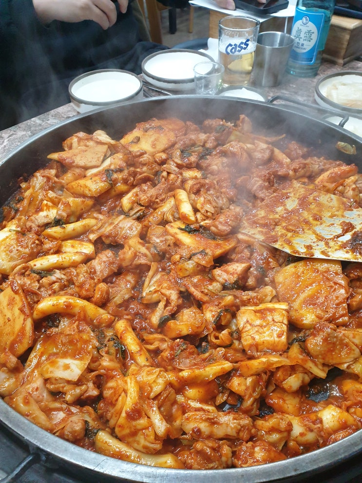  연말 모임장소로 좋은 청주 하복대 맛집 춘천닭갈비