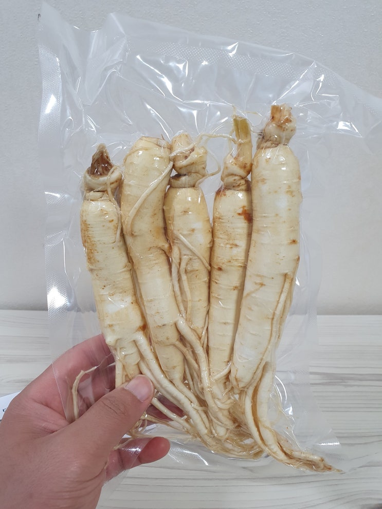  음성장터에서 산지직송으로 받아본 음성인삼 세척삼