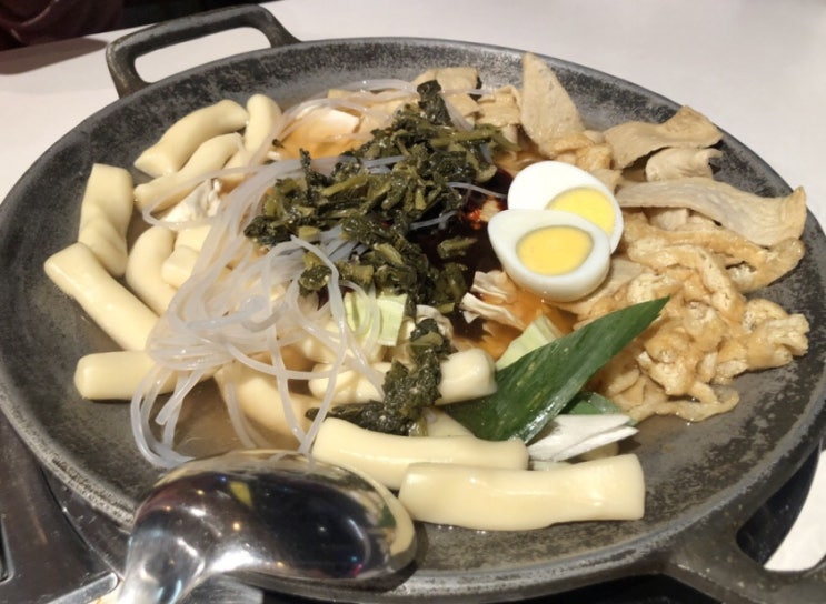  폭신쫀득한 떡이 매력적인 <남도분식> 용산 아이파크점 /시래기 떡볶이 먹었어용