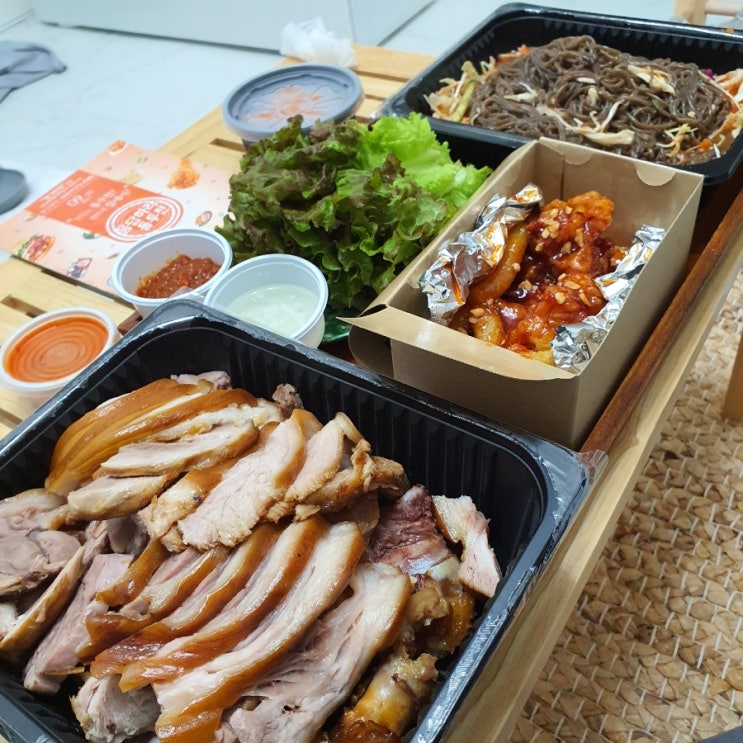  내돈내산> 동두천배달맛집 '한평족발' - 동두천족발맛집의 푸짐함에 놀라고 구성에 놀라고?!