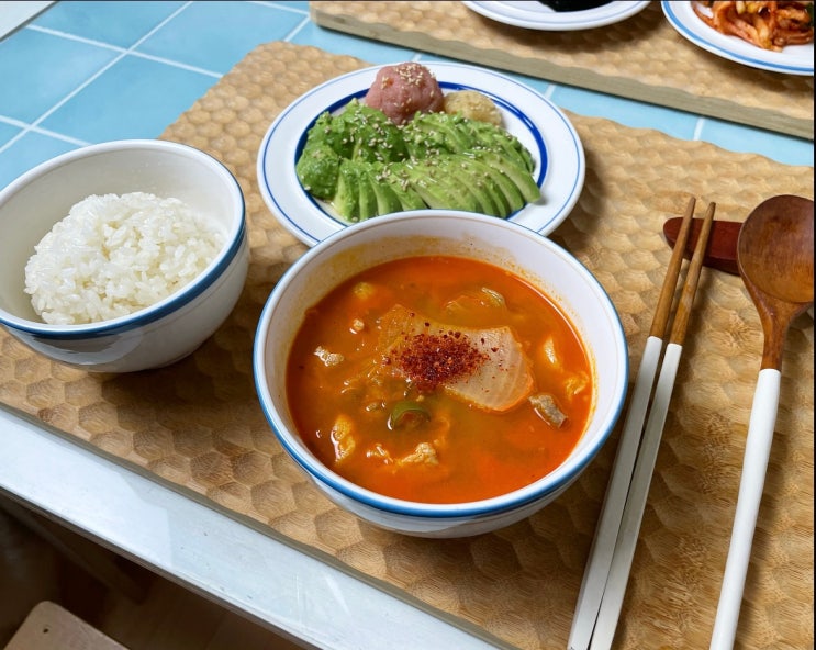  돼지김치찌개 간단하고 맛있고 간단한 레시피