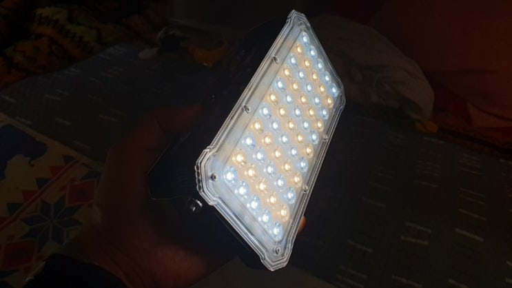  LED 랜턴 오아 멀티라이트 감성 캠핑 차박 조명