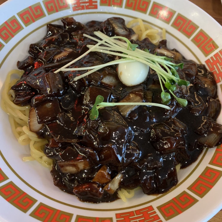 &lt;서울 이수역 맛집&gt; 전체적으로 깔끔한 사당 중국집 "용차이" (8.0)