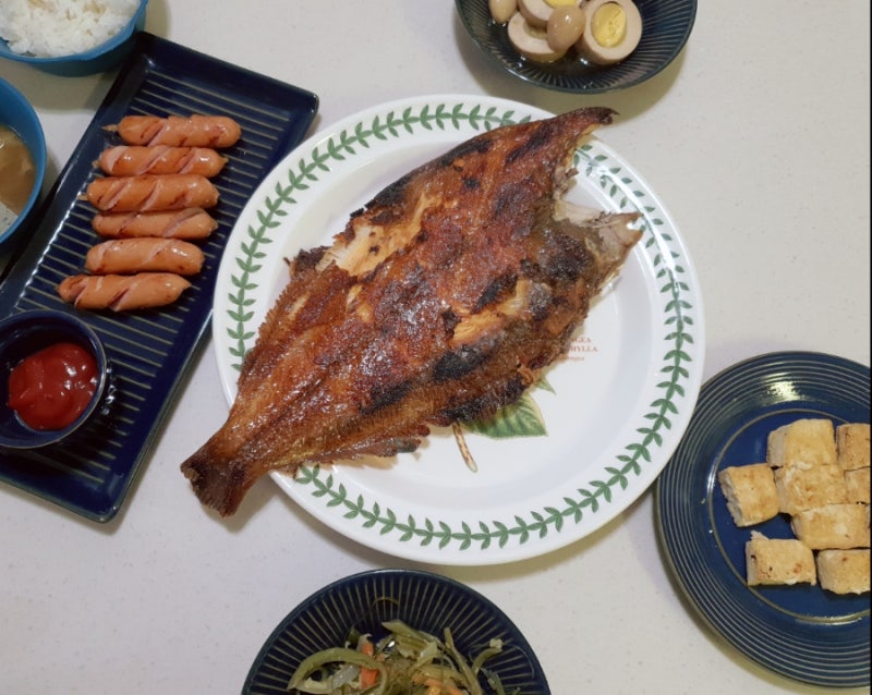 고흥숯불생선구이섬마을어부 반건조가자미 주문!