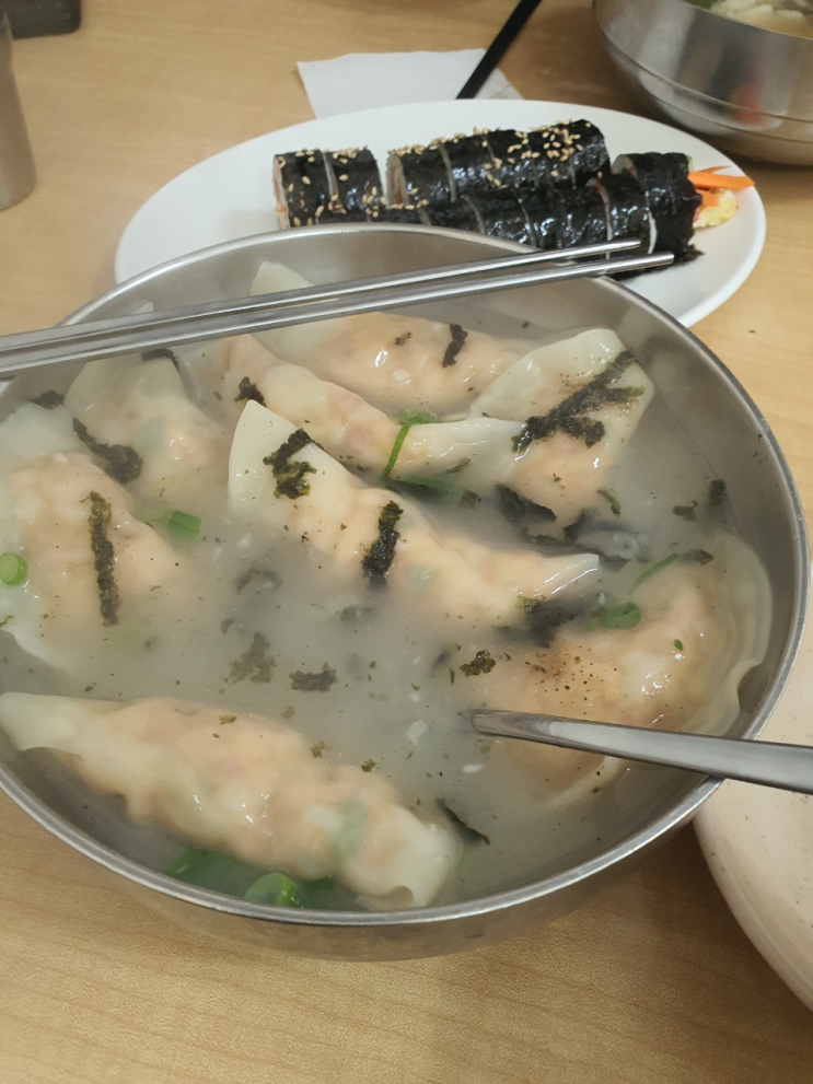남양주시청 국수/김밥 맛집 공릉동멸치국수 금곡점