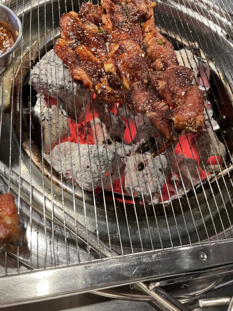  돼지 특수부위 맛집 꼬들살 오돌 갈비 길동역 길동사거리 맛집  강동성심병원
