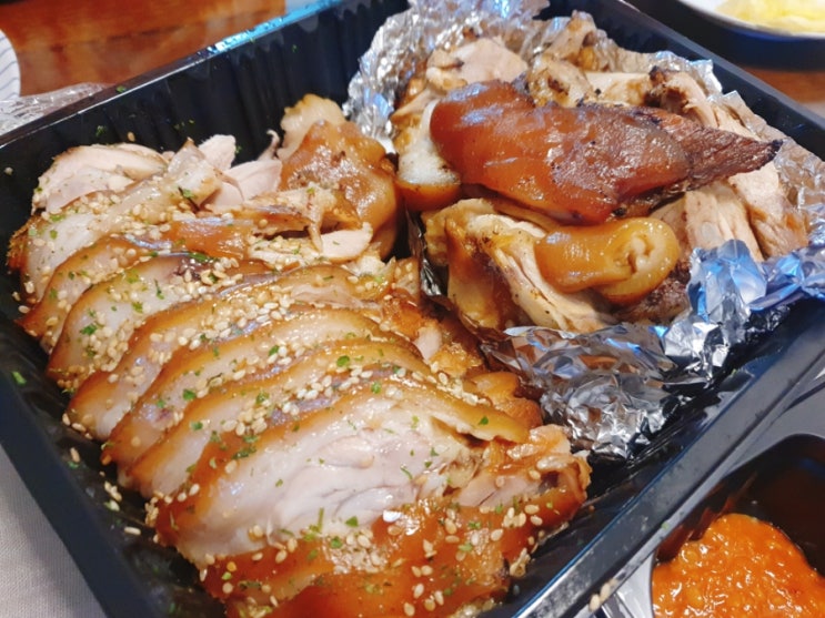  일요일까지 알차게. (feat. 청담족발)