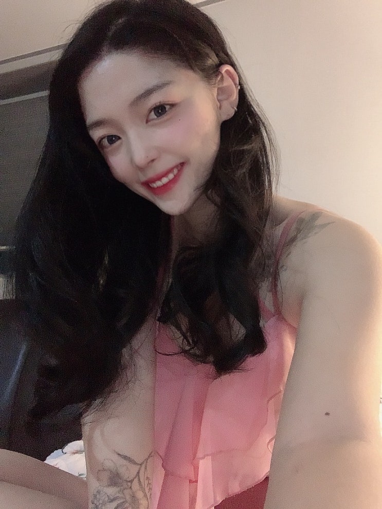  cc️ 많이..우울해서... 우울한...사람의...우울한일상... cc️