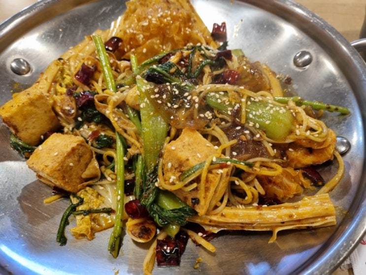  [홍대 맛집] 매콤한 볶음이 생각날 땐 마라샹궈 / 라화쿵부 솔직 후기