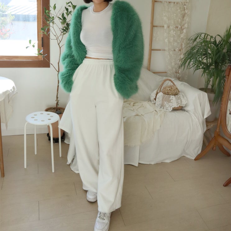 에코퍼 자켓 데일리하게 코디하기