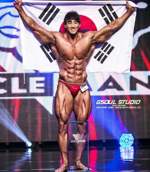  코빅 징맨 황철순 폭행 사건, 징 대신 또 사람 쳤다