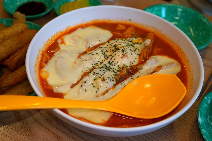  쌍문역맛집 마녀들의 떡볶이 - 가성비 짱짱! 완전 푸짐하게 나오는 떡볶이맛집