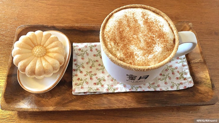  동소문동 밀월카페 다녀왔어요.